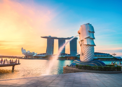 ÔNG OTIS TRAVEL
