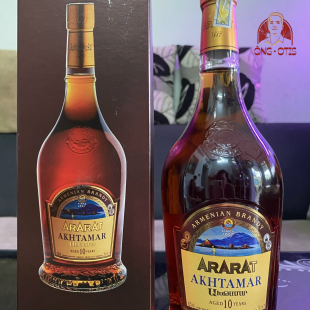 ARMENIAN BRANDY ARARAT AKHTAMAR 10 NĂM – 42 VOL