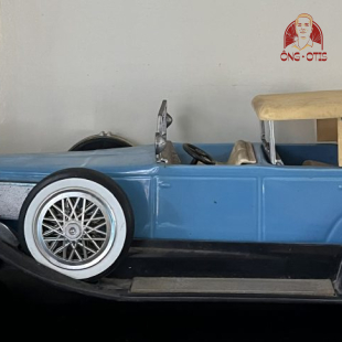 KENTUCKY STRAIGHT BOURBON WHISKEY BEAM SUPERCAR – 43 VOL