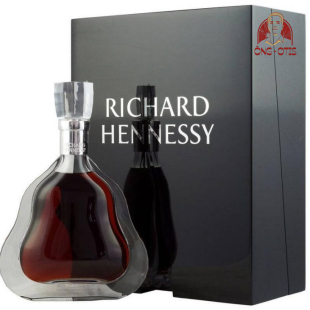RICHARD HENNESSY – 40 VOL